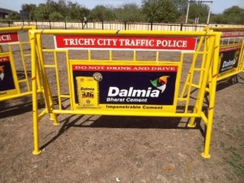 Center Median Barricade Advertisement